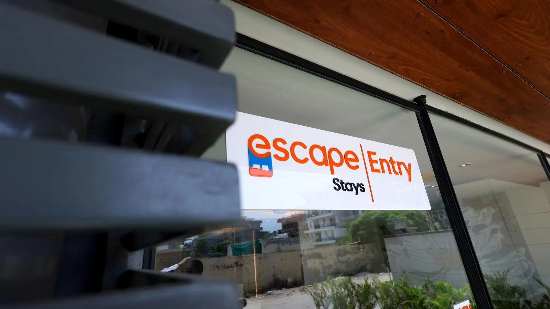 Escape Stays And Serviced Apartments Γκουργκάον 4*,