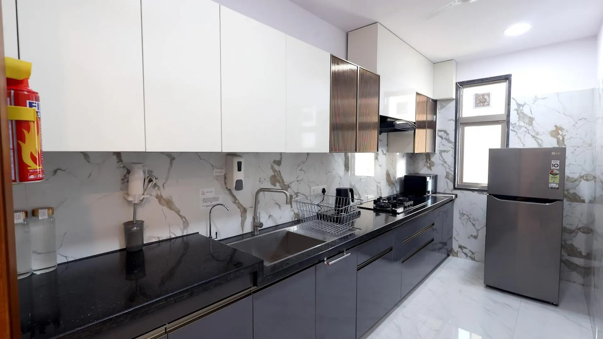 Ξενοδοχείο Escape Stays And Serviced Apartments Γκουργκάον
